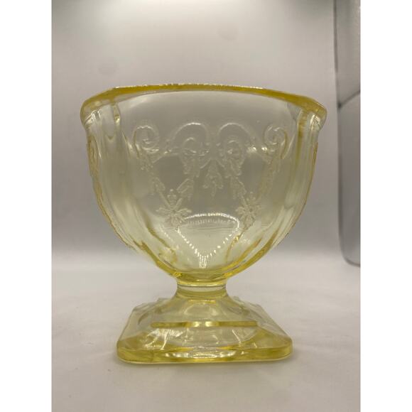 Vintage Yellow Depression Glass by Indiana Glass - Champagne Sherbet Bowl - Picture 3 of 6